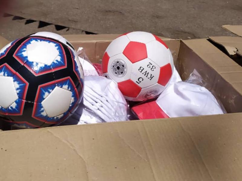 Кыргыз Республикасынын Акыйкатчы институтунун жетекчилиги жана кызматкерлери Военно-Антоновкадагы балдар үйүндөгү  тарбиялануучуларга барып жолугушту