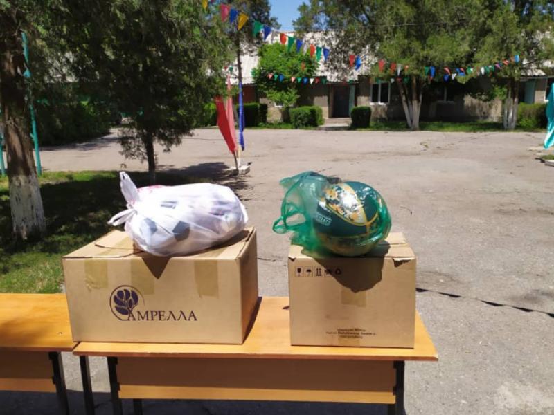 Кыргыз Республикасынын Акыйкатчы институтунун жетекчилиги жана кызматкерлери Военно-Антоновкадагы балдар үйүндөгү  тарбиялануучуларга барып жолугушту