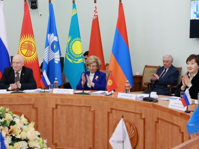 Акыйкатчы приняла участие в заседании Комиссии по правам человека СНГ