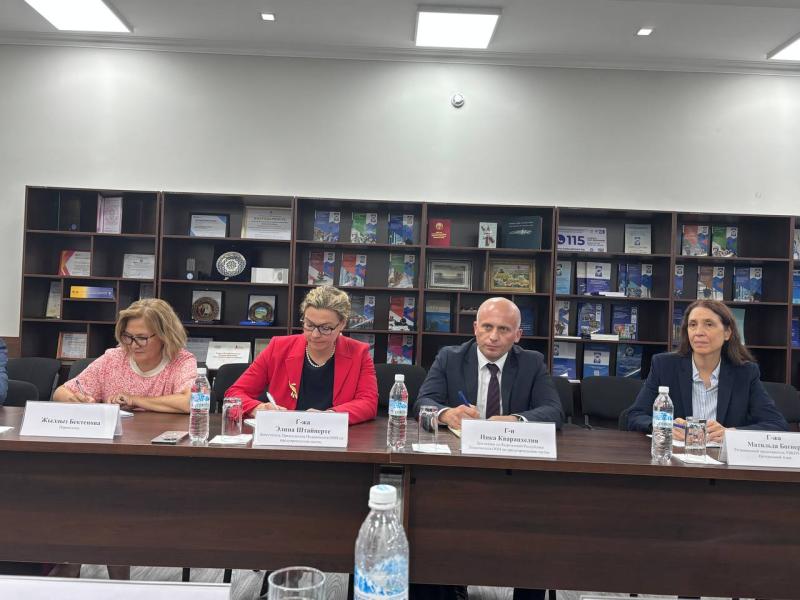 Акыйкатчы БУУнун кыйноолордун алдын алуу комитетинин төрагасынын орун басары менен жолугушту