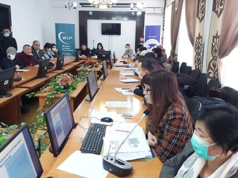 Ош шаарында гендер маселесине арналган тегерек стол өткөрүлдү