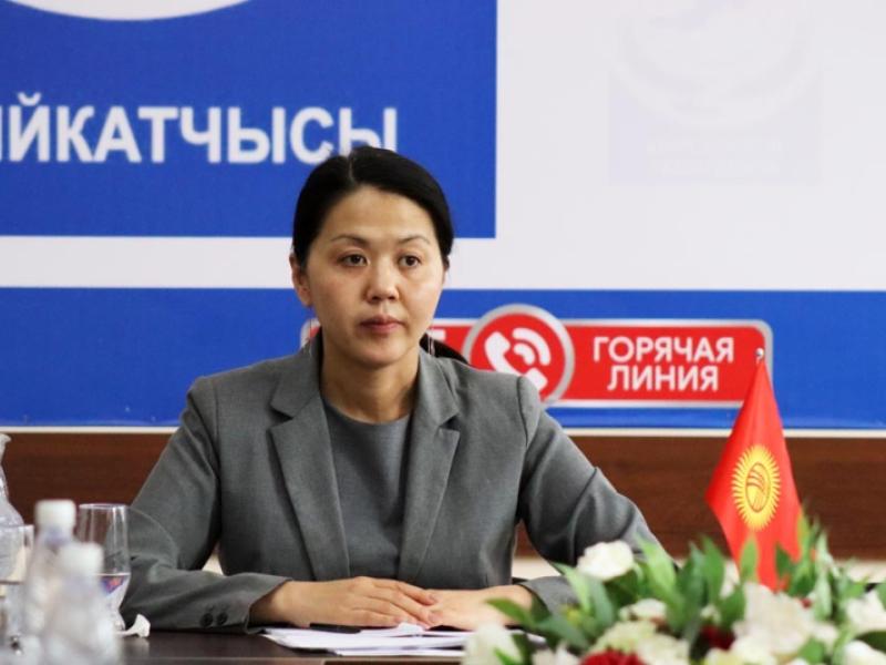 Акыйкатчы Атыр Абдрахматова укук коргоо органдары жана укук коргоо уюмдары менен Кыргызстандагы журналисттерди жана ЖМКларды колдоого байланышкан маселелерди талкуулады