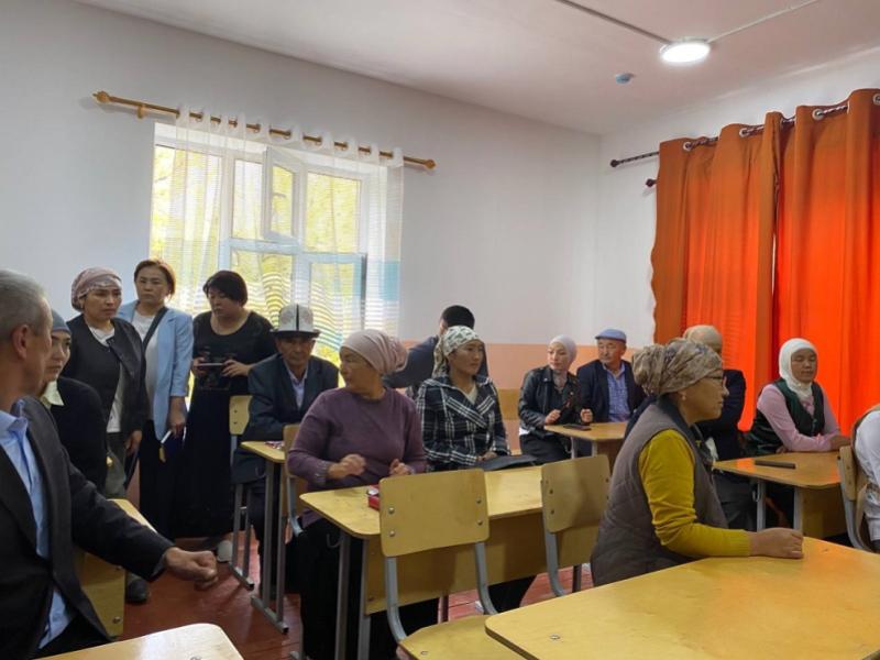 Акыйкатчы Джамиля Джаманбаева Баткен областынын тургундары менен жолугушту