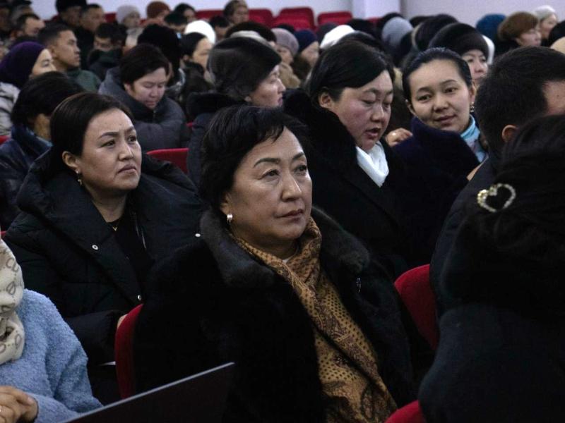 Жители Нарына попросили Акыйкатчы содействовать в получении статуса приграничной зоны Ат-Башинскому району