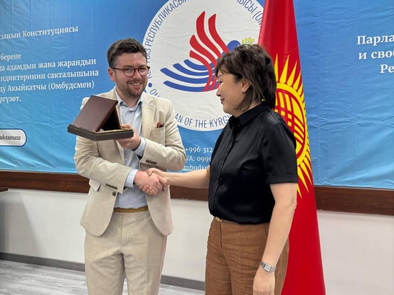 Акыйкатчы с представителями международных организаций обсудила меры по укреплению системы предотвращения пыток в Кыргызстане