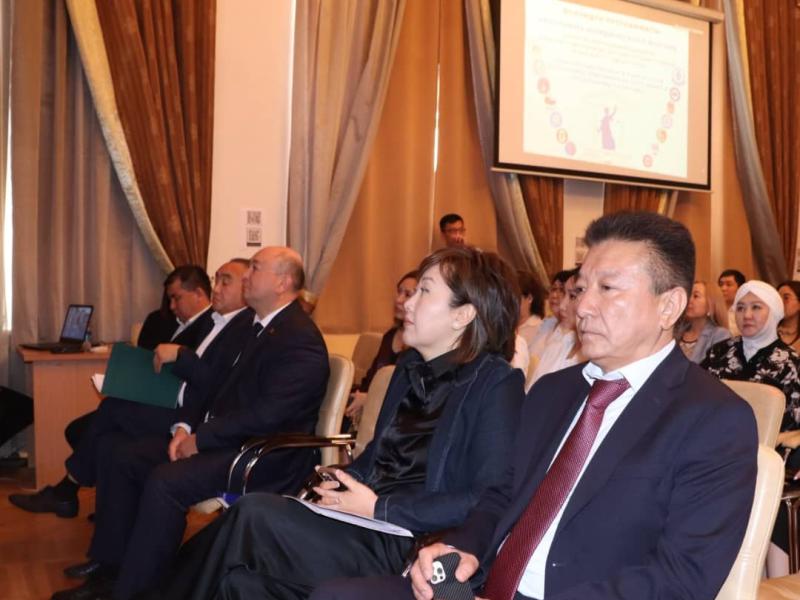 Жамиля Жаманбаева Конституция күнүнө арналган форумга катышты