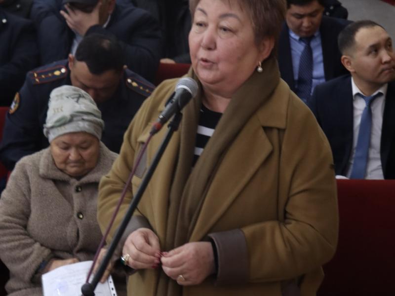 Акыйкатчы Чүй облусунун Токмок шаарында жергиликтүү тургундар менен жолугушту