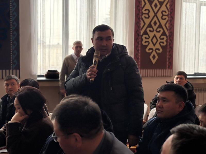 Десятки принятых заявлений и правовых консультаций: итоги поездки Акыйкатчы на Иссык-Куль