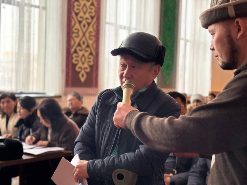 Десятки принятых заявлений и правовых консультаций: итоги поездки Акыйкатчы на Иссык-Куль