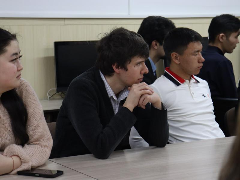 Институт Акыйкатчы и КРСУ подписали меморандум о сотрудничестве