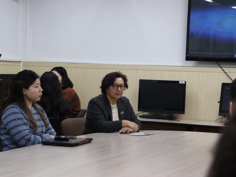 Акыйкатчы Институту менен Кыргыз-Орус Славян университети кызматташуу жөнүндө меморандумга кол койду