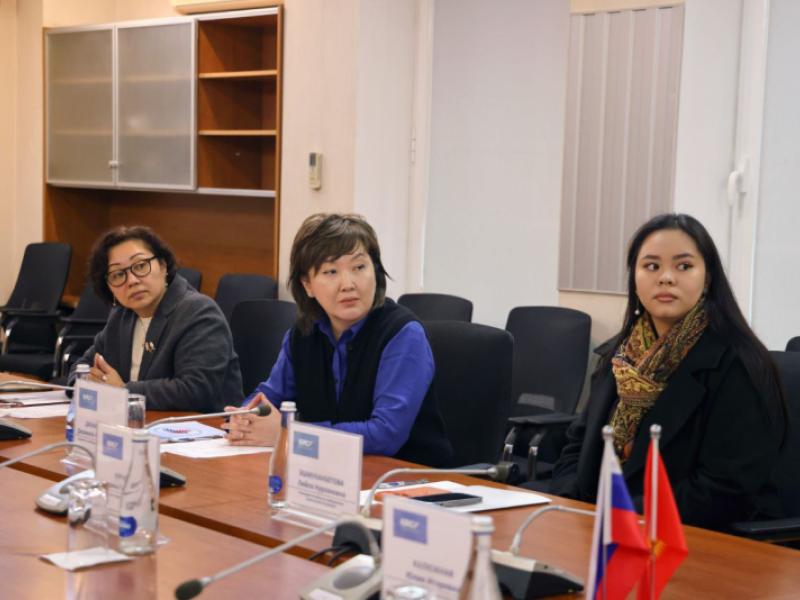 Институт Акыйкатчы и КРСУ подписали меморандум о сотрудничестве