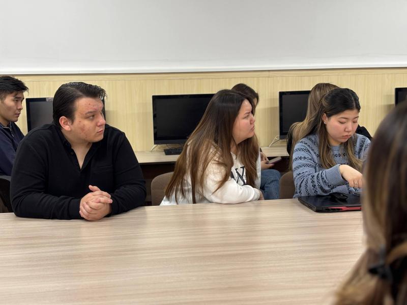 Акыйкатчы Институту менен Кыргыз-Орус Славян университети кызматташуу жөнүндө меморандумга кол койду