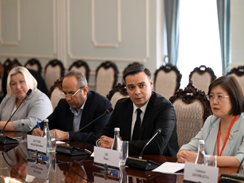 Торага Марлен Маматалиев принял представителей институтов по защите прав и свобод человека государств-членов ШОС