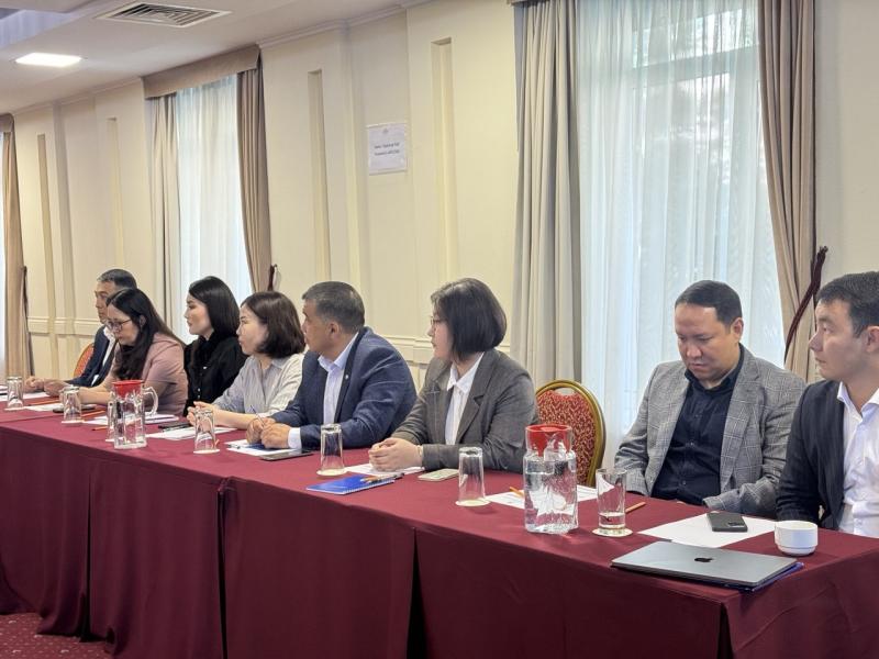 КРнын Акыйкатчы  Институтунун кызматкерлери “Адам укуктарын сактоонун методологиясы жана укук бузууларды документтештирүү” темасынын алкагында өткөн тренингге катышышты