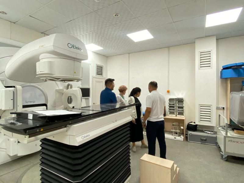 Акыйкатчы: в Кыргызстане не хватает оборудования и лекарств для лечения онкологических пациентов