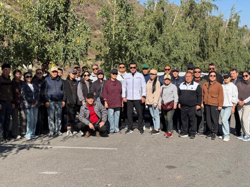 Сотрудники Института Омбудсмена провели субботник в Кой-Таше