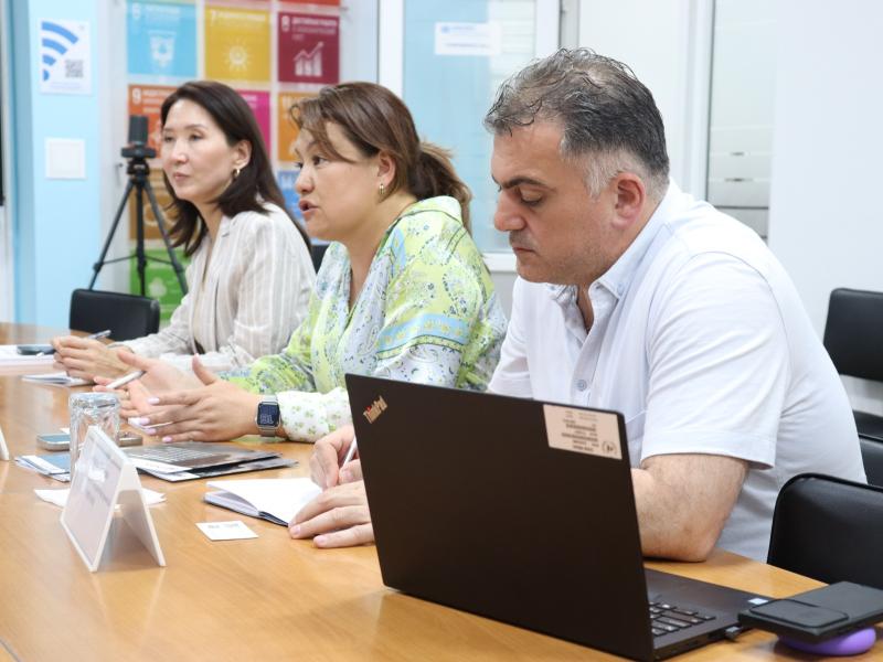 Акыйкатчы обсудила с региональным координатором УНП ООН проблемы реабилитации осужденных за экстремизм