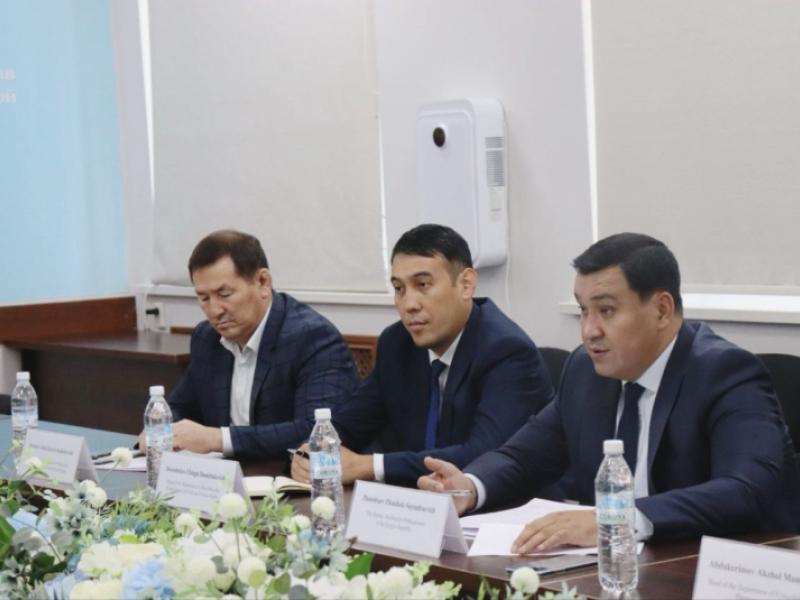 Институт Акыйкатчы проведет мониторинг за обеспечением справедливого избирательного процесса и за соблюдением политических прав граждан  на предстоящих выборах в Жогорку Кенеш. 