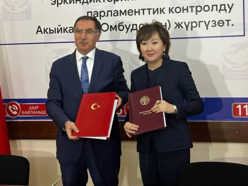 Dzhamilia Dhamanbaeva and the Chief Ombudsman of Turkiye sign a Memorandum of Cooperation