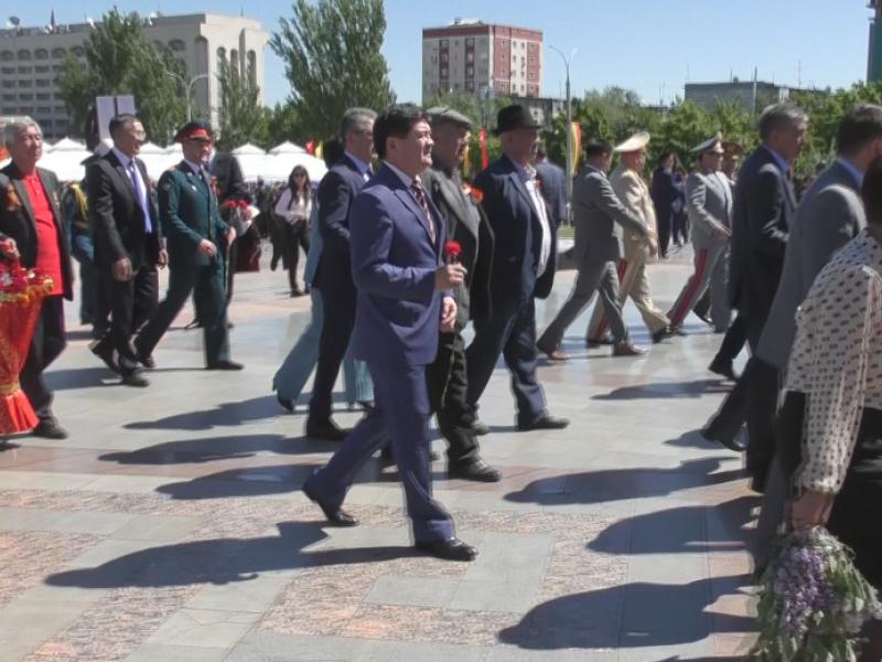 Омбудсмен Кубат Оторбаев принял участие в митинге-реквиеме, посвященном 72-ой годовщине Победы в Великой Отечественной войне