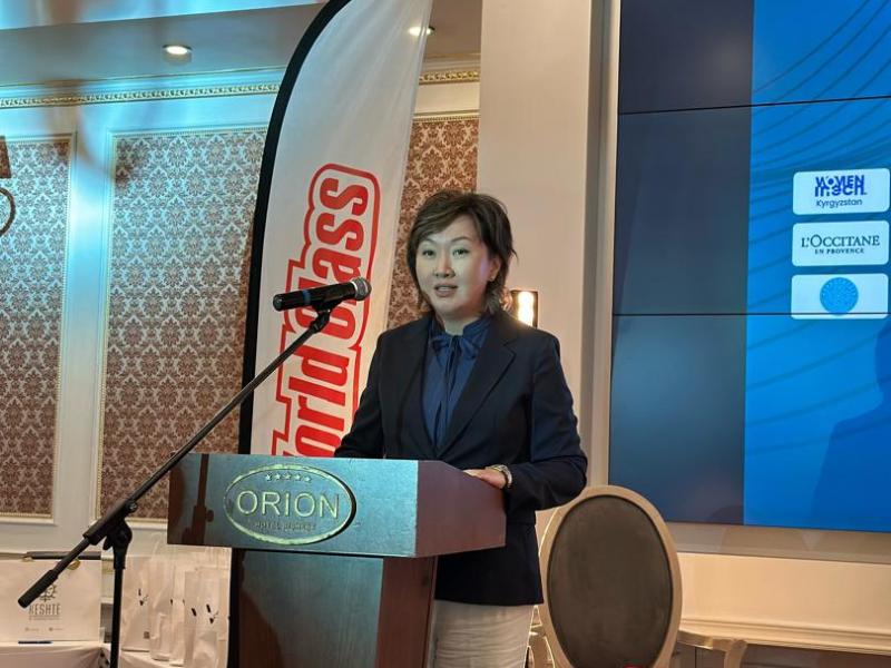 Акыйкатчы: Женщины вносят значительный вклад в изменения в обществе 