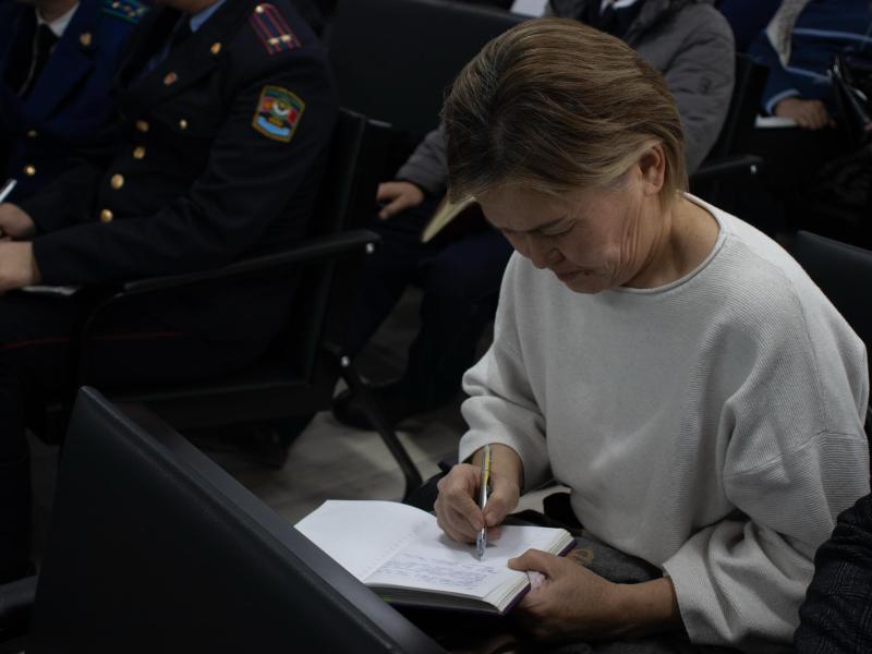 Жители Нарына попросили Акыйкатчы содействовать в получении статуса приграничной зоны Ат-Башинскому району