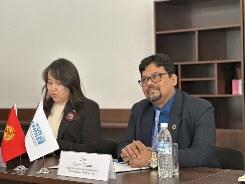 Жаманбаева “БУУ - Аялдар” түзүмүнүн Кыргызстандагы өкүлчүлүгүнүн директору менен жолугушту