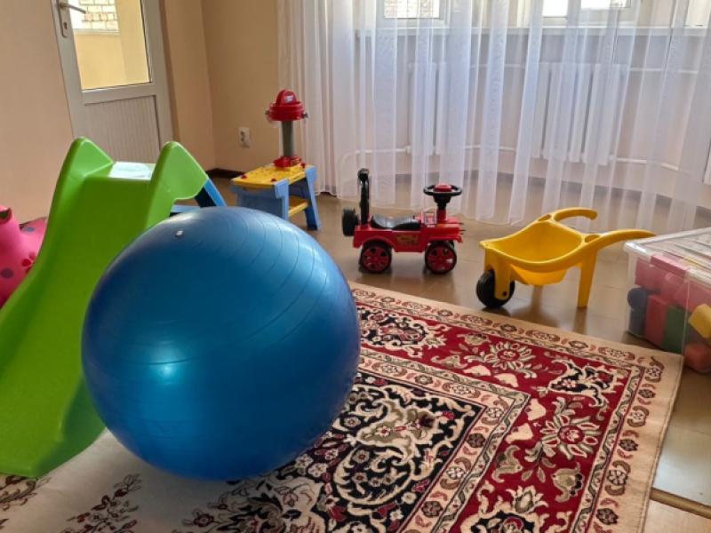 Акыйкатчы «Эне үйү» ресурстук борборунда жашап жаткан аялдардан кабар алды