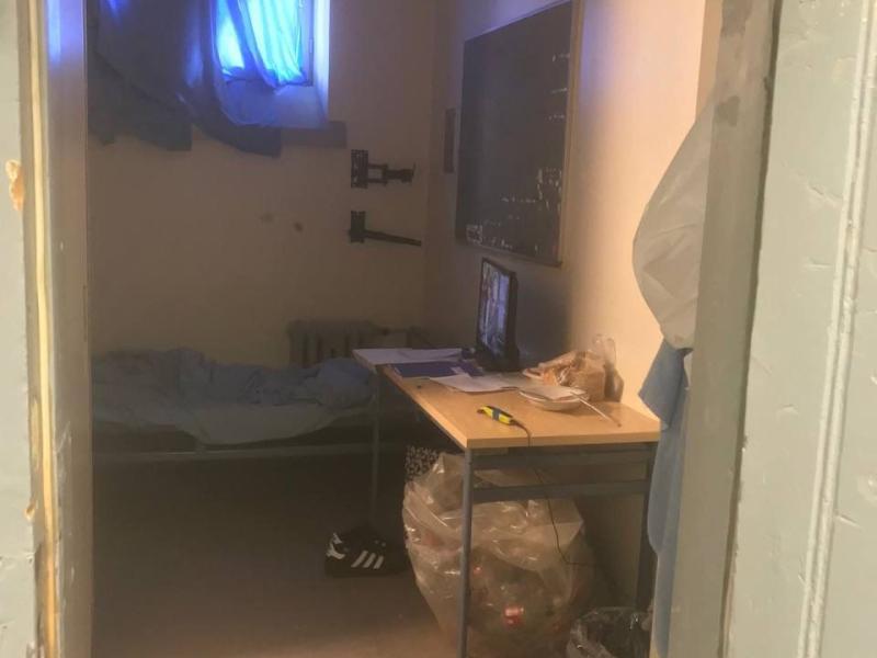 Джамиля Джаманбаева посетила тюрьму в Хельсинки