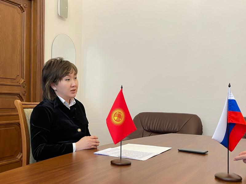 Джамиля Джаманбаева призвала Омбудсмена РФ защитить права мигрантов