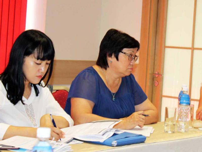 Мыйзам менен чатагы балдардын иши боюнча комиссиянын ишмердүүлүгү талкууланды