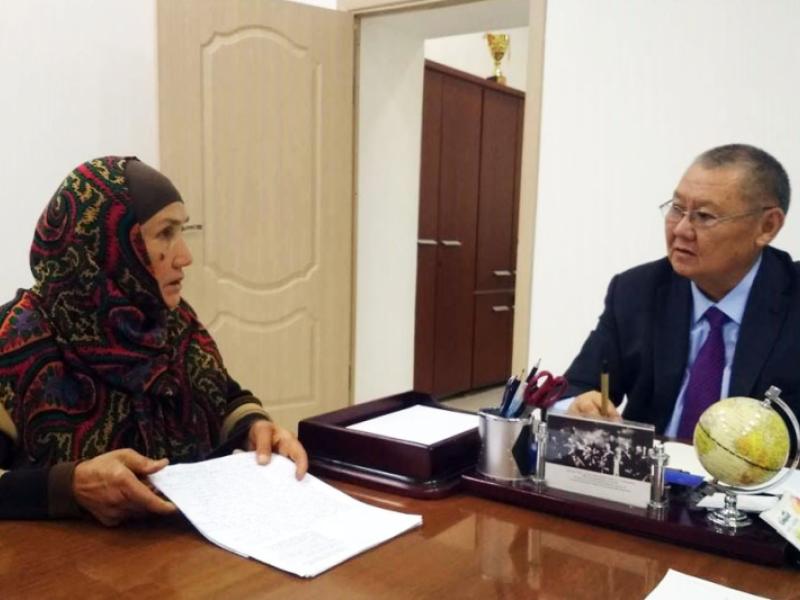 Акыйкатчы Токон Мамытов жарандарды кабыл алды