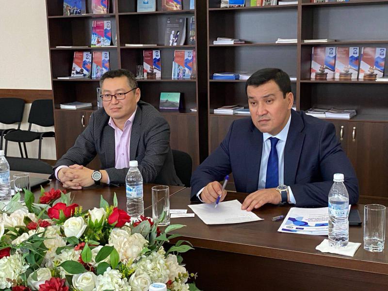 Замакыйкатчы Жанибек Жоробаев провел встречу с представителями УНП ООН