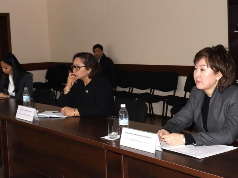 Жамиля Жаманбаева Монголиянын Омбудсмени менен жолугушту