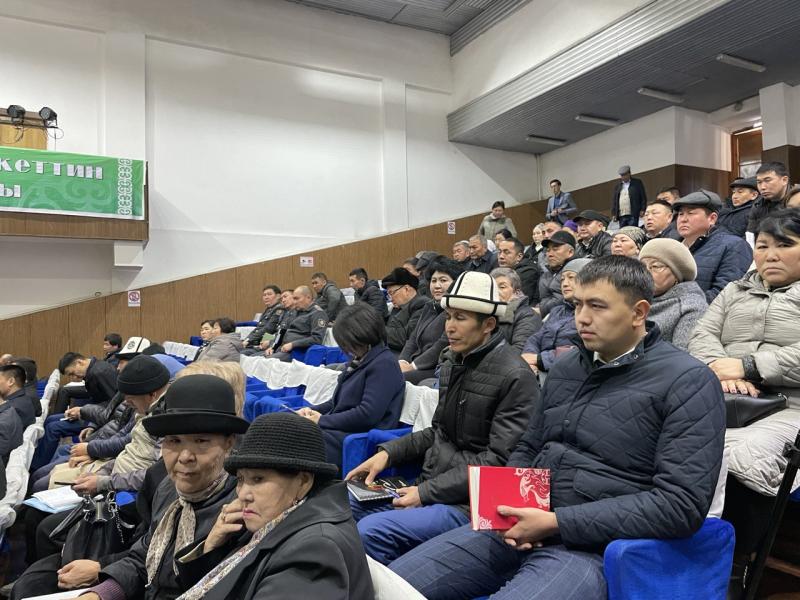 Джамиля Джаманбаева Талас областынын калкы менен жолугушту  