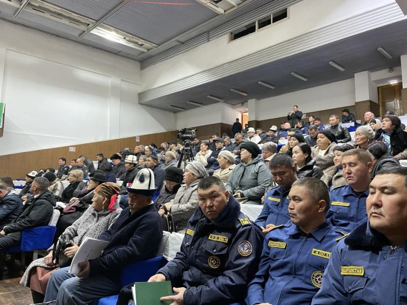 Джамиля Джаманбаева провела встречу с населением Таласской области