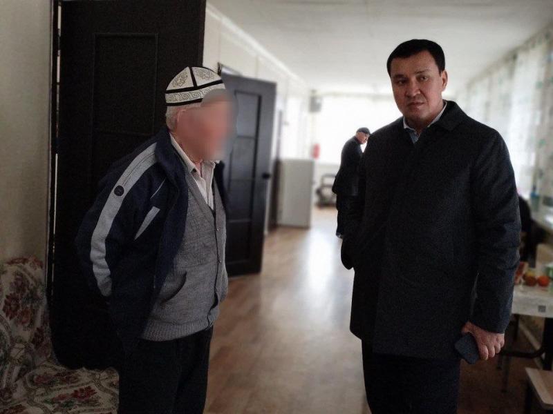 Жанибек Жоробаев  посетил СИЗО-5 в Оше