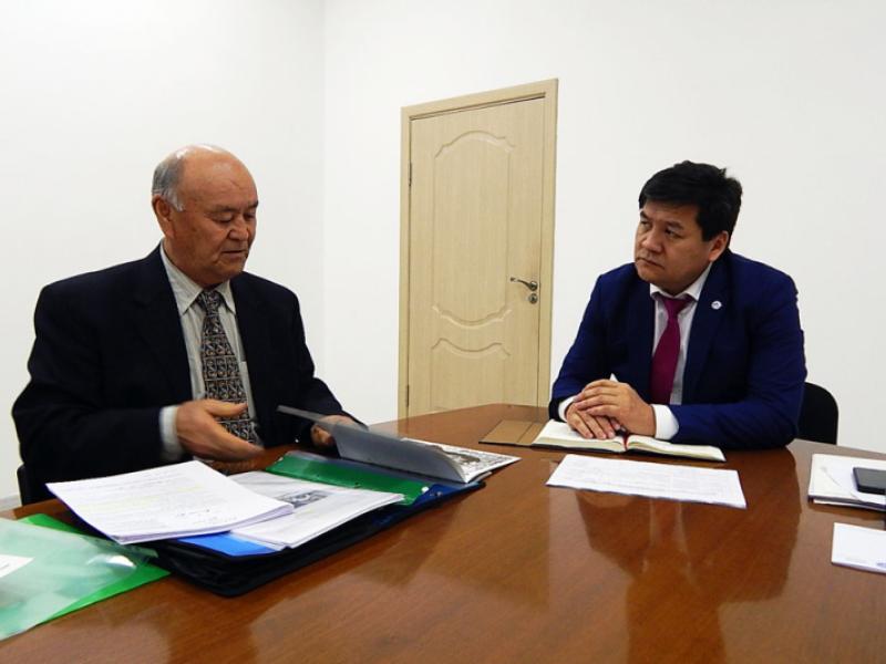 Омбудсмен Кубат Оторбаев провел личный прием граждан