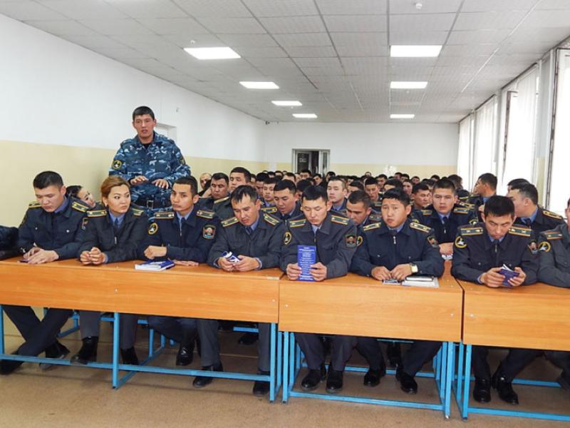 Сотрудники Института Омбудсмена встретились с курсантами РУЦ им. генерал-майора милиции Ж.Шабирова 