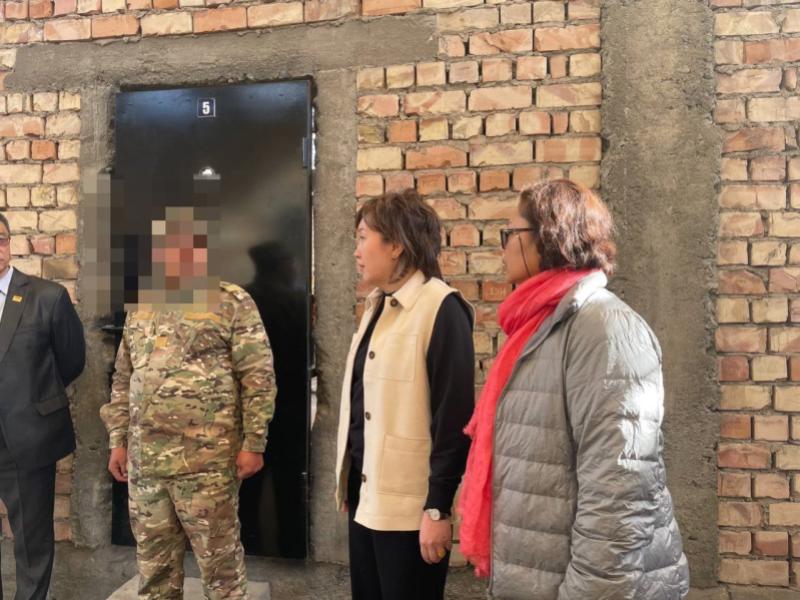 Джамиля Джаманбаева в городе Караколе посетила СИЗО