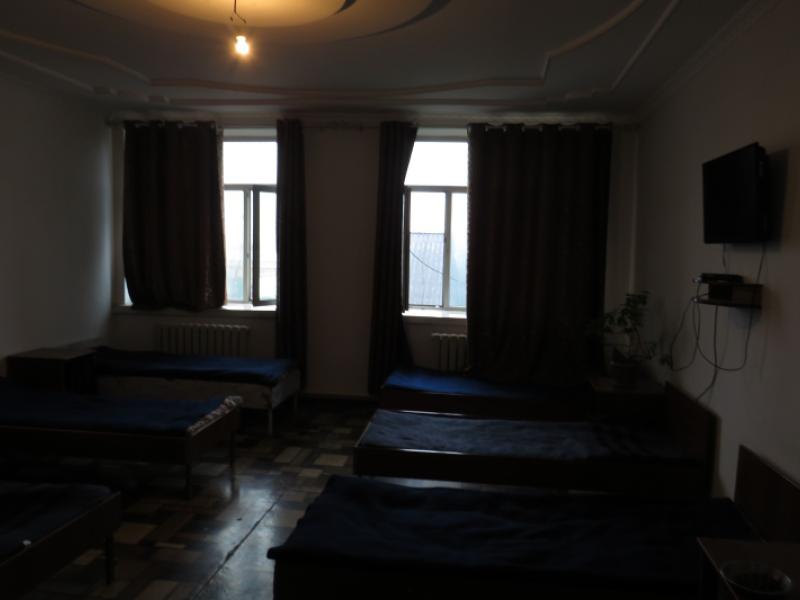 Акыйкатчы Институтунун кыйноолордун алдын алуу борбору №27 түрмөгө мониторинг жүргүздү