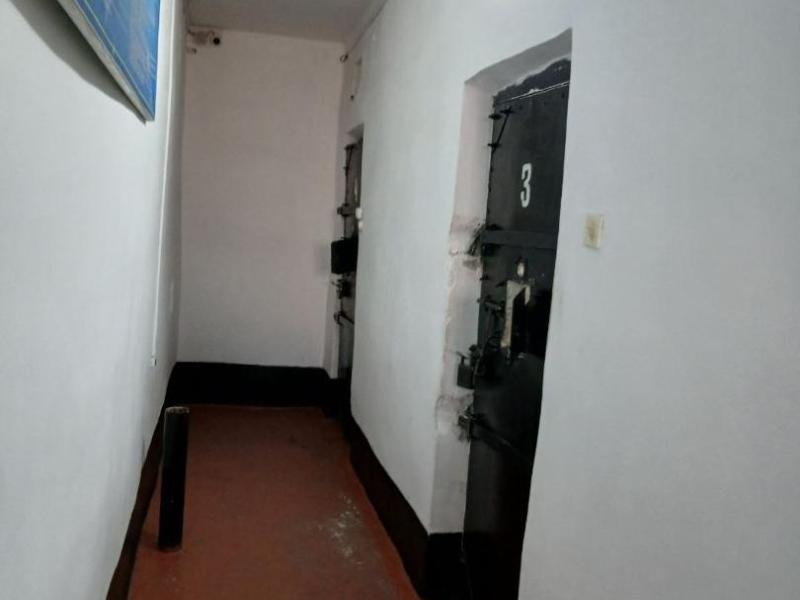 Баткендеги убактылуу кармоочу жайларга жана тергөө абагына мониторинг жүргүзүлдү